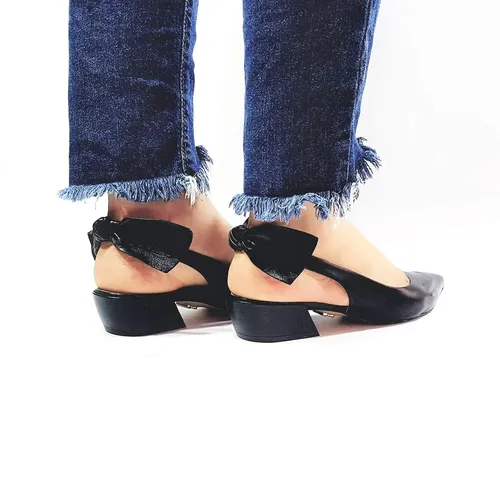 Sapato baixo aberto atras sales