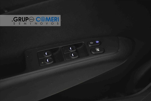Imagem 13 de 15 de Hb20 1.6 Comfort Style 16v Flex 4p Automático