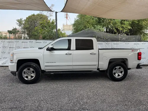Chevrolet Cheyenne 5.4 2500 Doble Cab Lt Z71 4x4 At