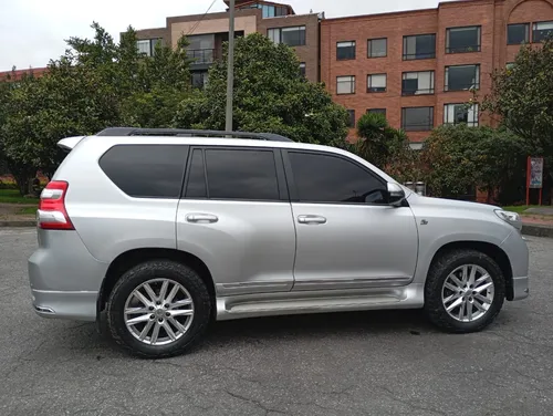 Toyota Prado Txl 4x4 Atm 7p Con Techo Y Cuero Nivel 2