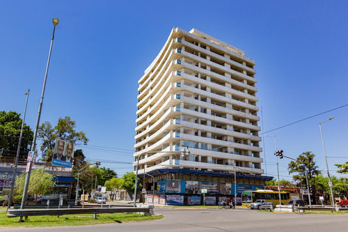 Imagen 2 de 10 de Edificio - Granadero Baigorria