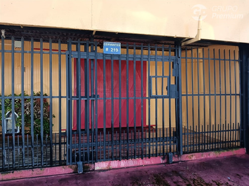Casa Y Local En Arriendo De . En Talcahuano