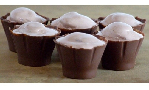 Molde Para Chocolate Diseño Copa Wilton Color Blanco