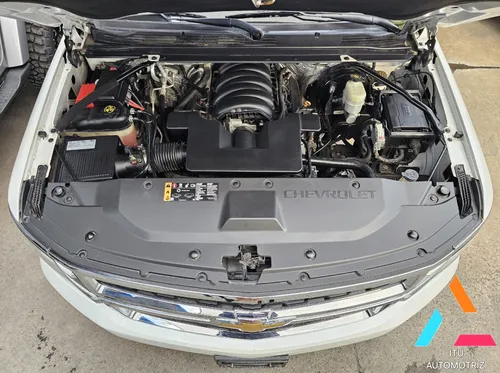 Chevrolet Suburban 5.4 Lt Piel Cubo At
