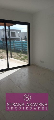 Casa En Alquiler En Puertos Del Lago, Escobar