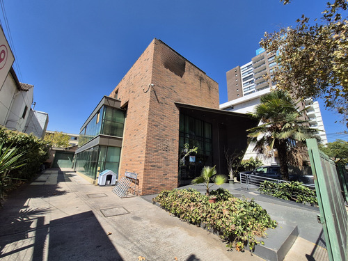 (ofi) Increíble Edificio De 3 Pisos En Ñuñoa