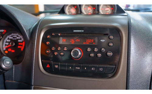 Fiat Idea 1.8 MPI ADVENTURE 16V FLEX 4P MANUAL