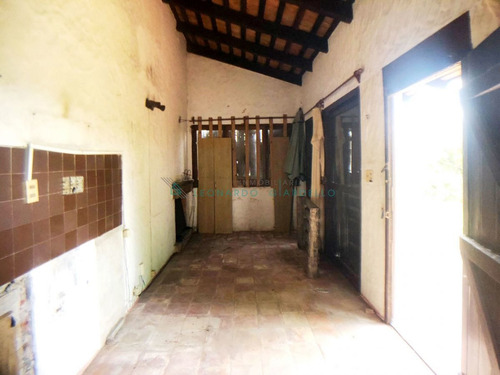 Imagen 3 de 29 de Colonia Del Sacramento - Casa A Refaccionar Con Buen Terreno