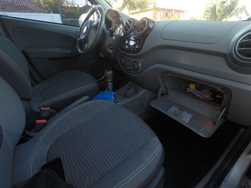 Fiat Palio Attractive 1.4 2013 Rodas De Liga Leve