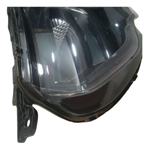 Farol Fiat Strada 2020 A 2022 Esquerdo