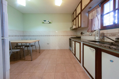 Imagen 26 de 30 de Ph En Venta 4 Ambientes Quincho Cubierto Terraza