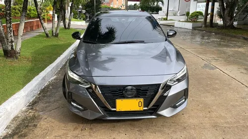 Nissan Sentra B18 Sr 2024 / Aut / Full Eq / Como Nuevo