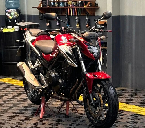 Cb500f Vermelha Com 27 Mil Km Rodados.