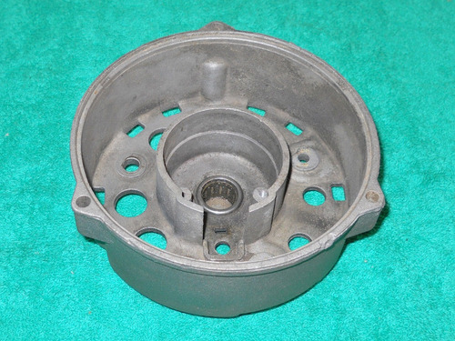 Tapa Alternador Trasera Ltd 1965-1978 Conquistador 1979-1981
