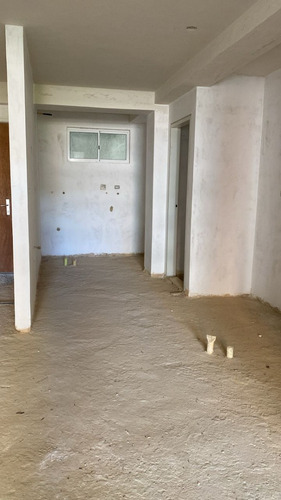 Elena Hidalgo Vende Apartamento A Estrenar ( Obra Gris La Trigaleña, Res. Asti Valencia Venezuela (solo Clientes)