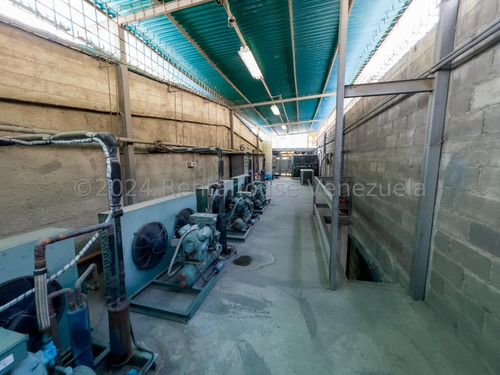 Galpón Con Amplias Cavas En Alquiler Mariche Mls 24-23955