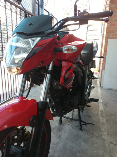 Suzuki Gixxer 150. Vendo O Permuto Auto Mayor Valor.