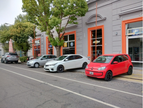 Imagen 5 de 17 de Volkswagen Up! 2015 1.0 Move Up! 75cv 3 P