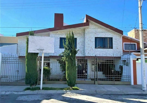 Imagen 1 de 5 de Casa En Venta En Valle De San Javier Pachuca