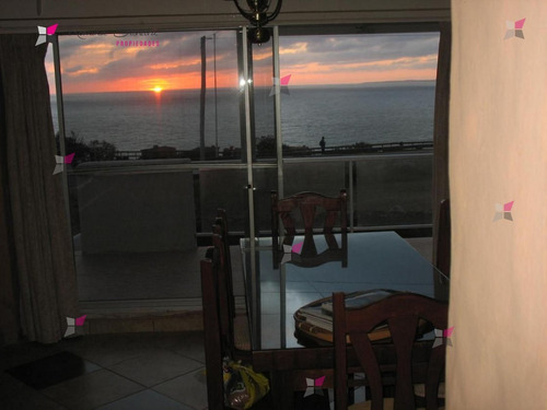Casa En Punta Ballena, 6 Dormitorios *- Ref: 7887