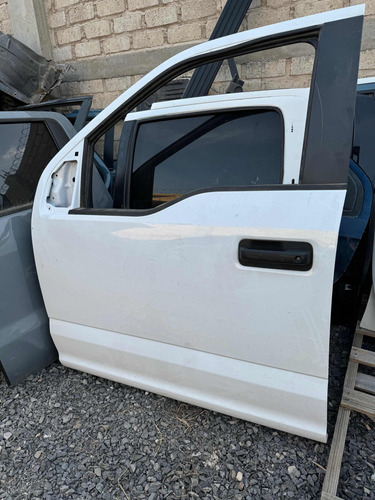 Puerta Izquierda Ford Super Duty 2019 2020 21 22 23