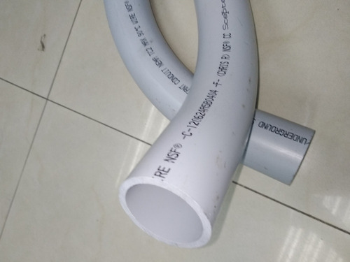 Curva Pvc De Electricidad 1 1/2 41mm Conduit 90°