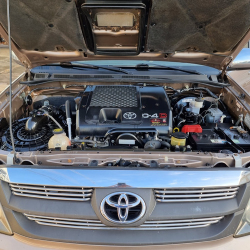 Imagem 13 de 13 de Hilux Sw4 3.0 4x4 Diesel 2008, Automática, Super Conservada