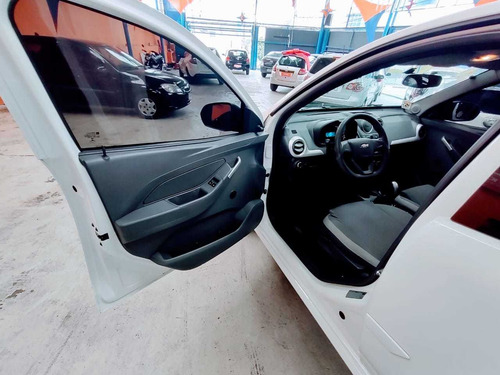 Imagem 5 de 10 de Chevrolet Montana Ls 1.8