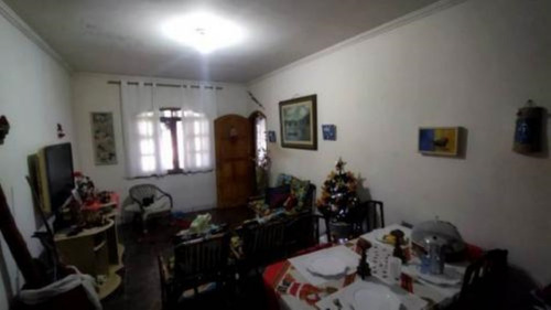 Imagem 14 de 18 de Casa No Bairro Gaivota, Em Itanhaém, Litoral Sul De São Paulo, Localizado No Lado Praia, Ficando À 800 Metros Do Mar. Imóvel Com 260 M² De Área Total, Sendo 145 De Área Construída. Possui Churrasqueir