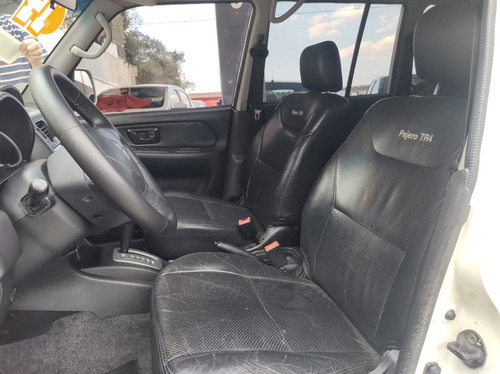 Mitsubishi Pajero TR4 2.0 4X2 16V 140CV FLEX 4P AUTOMÁTICO