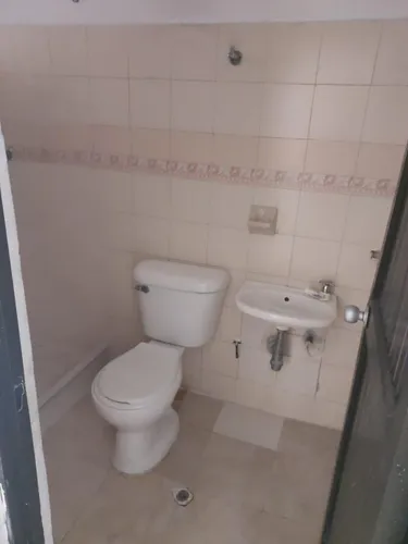 Venta De Casa Con Local En Junin