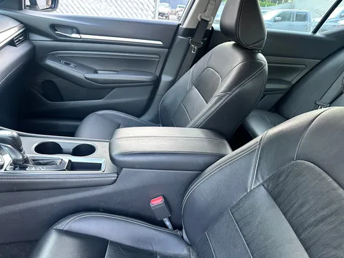 Nissan Altima 2.5 Advance Navi Cvt