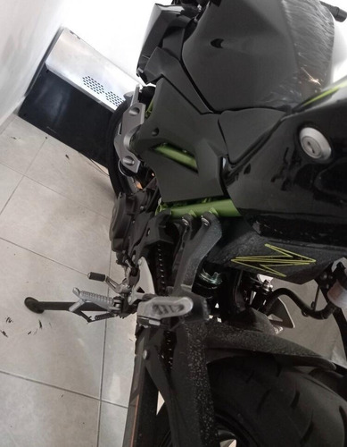 Moto Z400 - Kawasaki - Modelo 2020 - 1368km - Práct/nueva