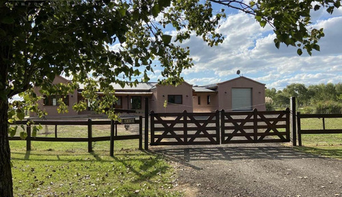 Chacra A La Venta De 7 Ambientes En Club De Campo Haras El Malacate Exaltacion De La Cruz