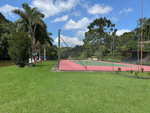Sítio Em Juquitiba Em Condomínio Fechado