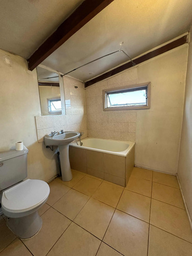 Casa Con Dpto Interior . Turingia