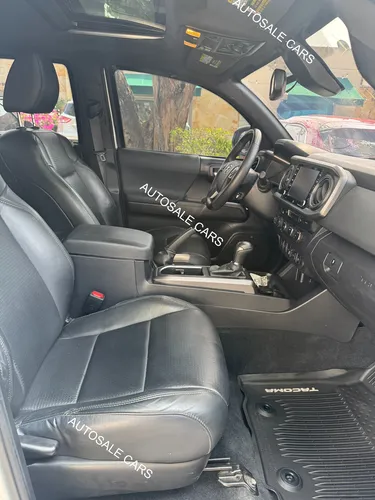 Toyota Tacoma SR5