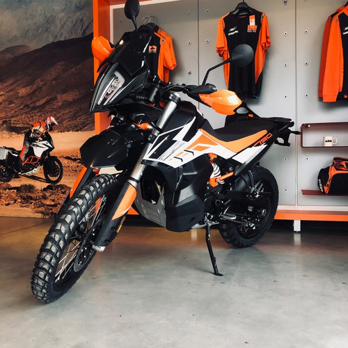 Imagen 15 de 19 de Adventure 790 R 0km Ktm 2023 Stock No Dolar Blue -consultar