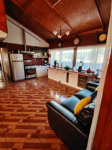 Se Vende Hermosa Casa Sector Buenos Aires Comuna De Parral