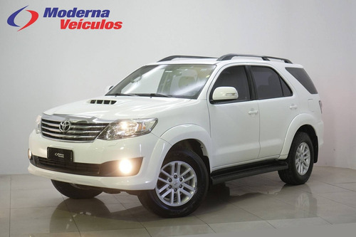 Toyota Hilux Sw4 3.0 Srv 4x4 7 Lugares 16v Turbo