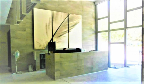 Arriendo Estac. Av. El Cerro Al Lado Nva. Torre Sta. María