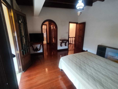 Imagen 9 de 23 de Bella Casa En Venta En Macaracuay En Calle Cerrada Pfmm