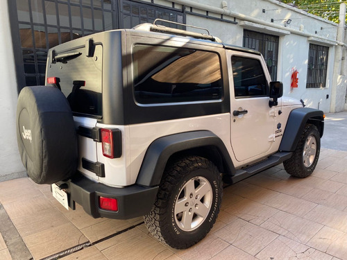 Imagen 4 de 9 de Jeep Wrangler 3.6 Sport 284hp Mtx