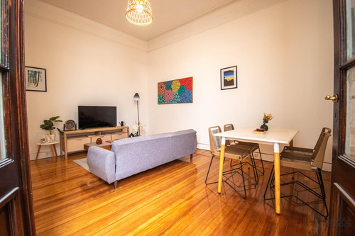 Venta . Ph . Sin Expensas . Palermo . 1 Piso Por Escalera