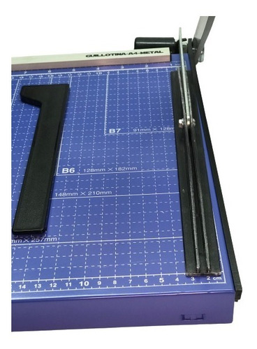 Imagen 5 de 9 de Guillotina Metalica A4 320mm Para Corte Recto Autoafilable