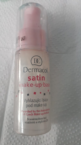 Primer Dermacol Pre Base Satinada Sellar Poros 