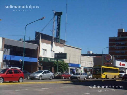 Imagen 4 de 9 de Inmueble Sobre Lote Propio Ubicado En Pleno Foco Comercial De Av. Maipu