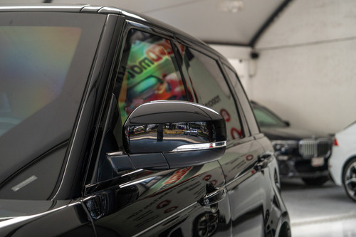 Land Rover Range Rover 5.0l Obiography At