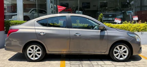 Nissan Versa 1.6 Advance At