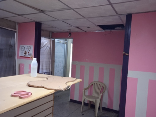 Imagen 4 de 10 de Local En C.c. Adonai Plaza En Palo Negro.